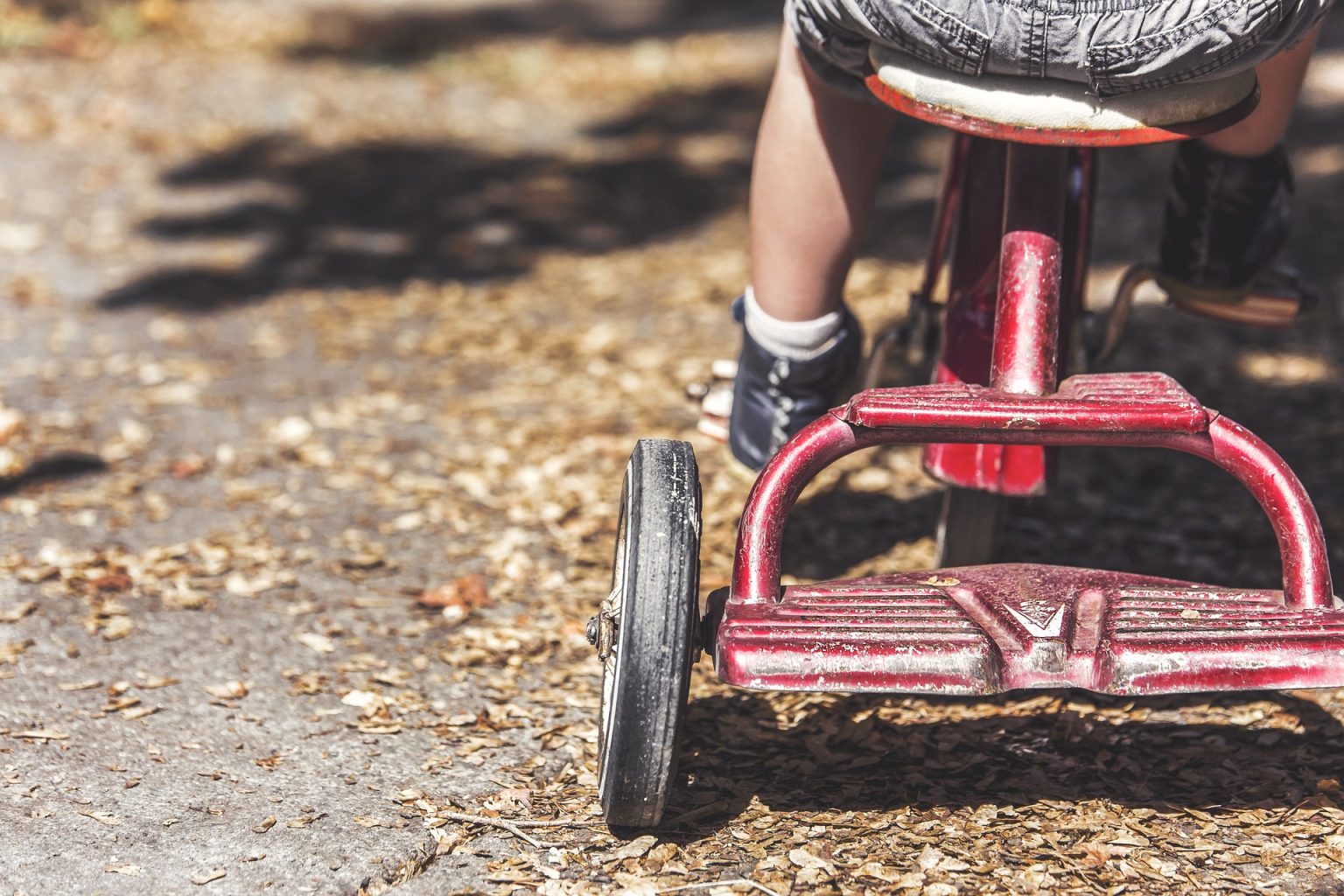 Tricycle pour enfant de 2 ans Comparatif des Meilleurs en 2023 avec Avis