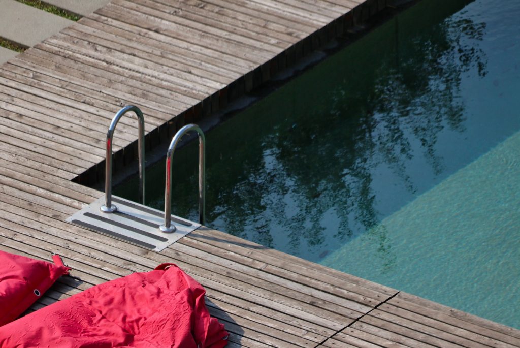 Installation d’une piscine bois enterrée 5